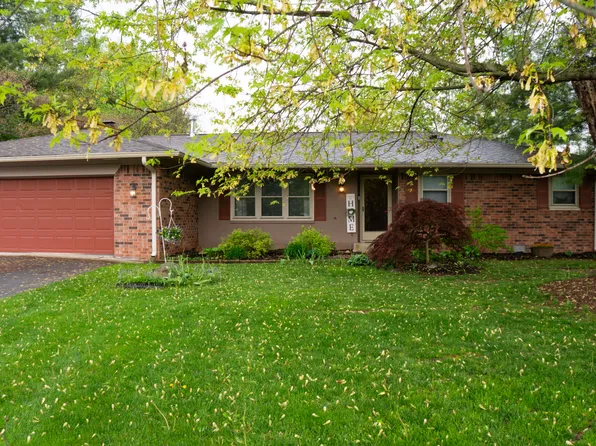 8035 Black Oak Ct, Plainfield, IN 46168