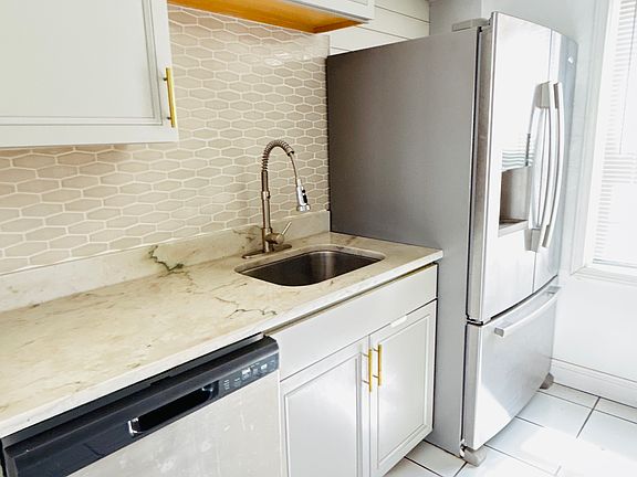 3rd image of 120 E Colonial Ct #47