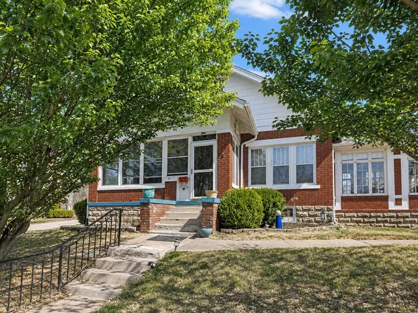 5 Riverside Dr, Boonville, MO 65233
