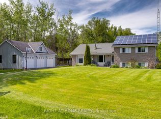 2903 Pine Point Rd, Scugog, ON L9L 1B4