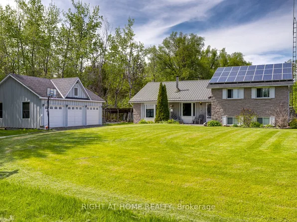 2903 Pine Point Rd, Scugog, ON L9L 1B4