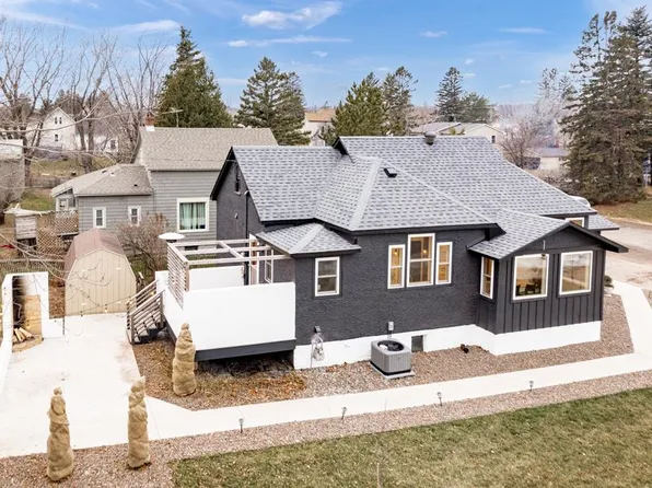 502 6th Ave, Two Harbors, MN 55616