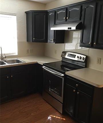 5th image of 2117 Churchill Downs Dr