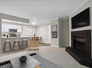 839 Shadow Elm Dr #843D, Charlotte, NC 28209