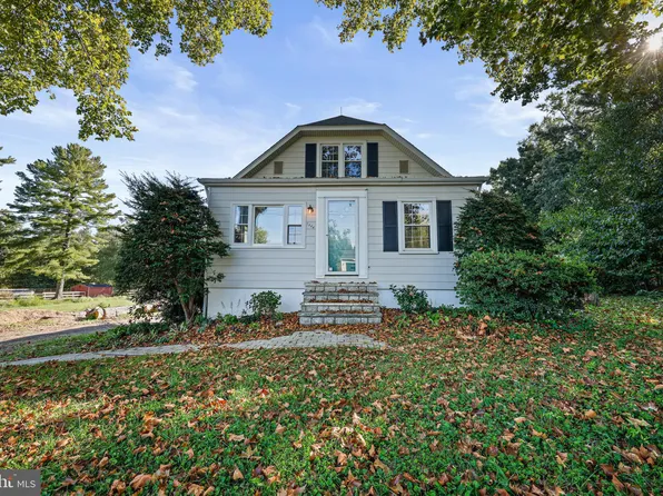 7444 Bradshaw Rd, Kingsville, MD 21087