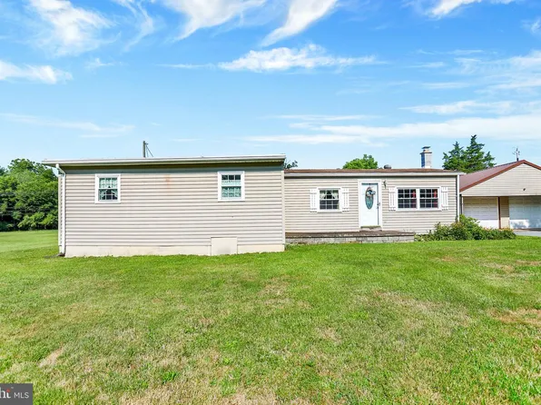 617 S Deodate Rd, Middletown, PA 17057