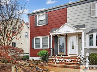 587 Ellis Pl, Woodbridge, NJ 07095
