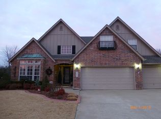 405 S 74th St, Broken Arrow, OK 74014