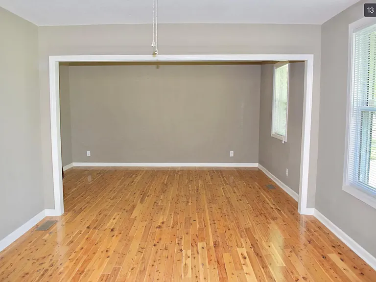 442 Appleton Dr — Photo 3