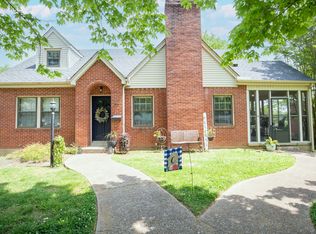 127 W End Ave, Dickson, TN 37055