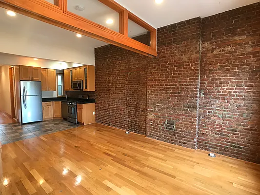 Rented by Ideal Properties Group | media 2