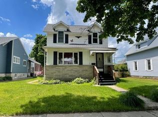 715 Kilbourn Ave, Tomah, WI 54660