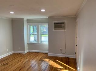 4009 University Ave #2, Des Moines, IA 50311