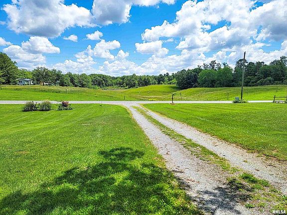 2nd image of 2169 County Highway 13