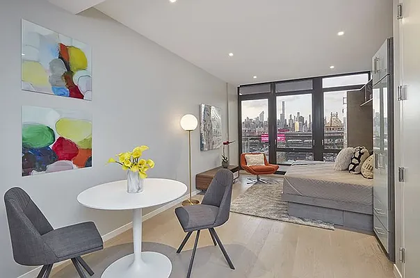 Rented by R New York | media 1