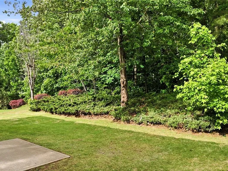 3685 Silver Springs Rd — Photo 29