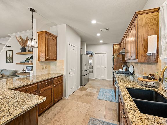 3rd image of 4129 Bedington Ln