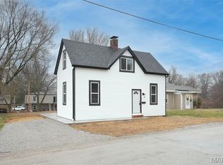 326 Gilbert St, Swansea, IL 62226