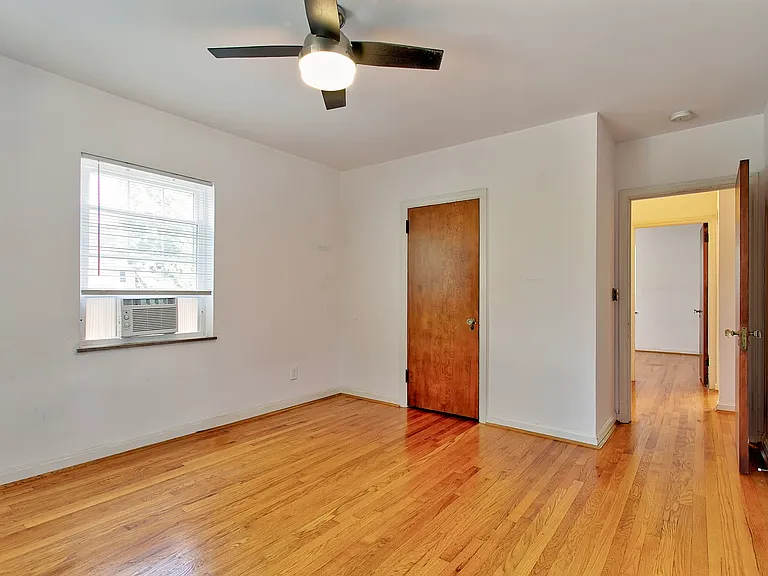 2820 Griffiths Ave #4 — Photo 13