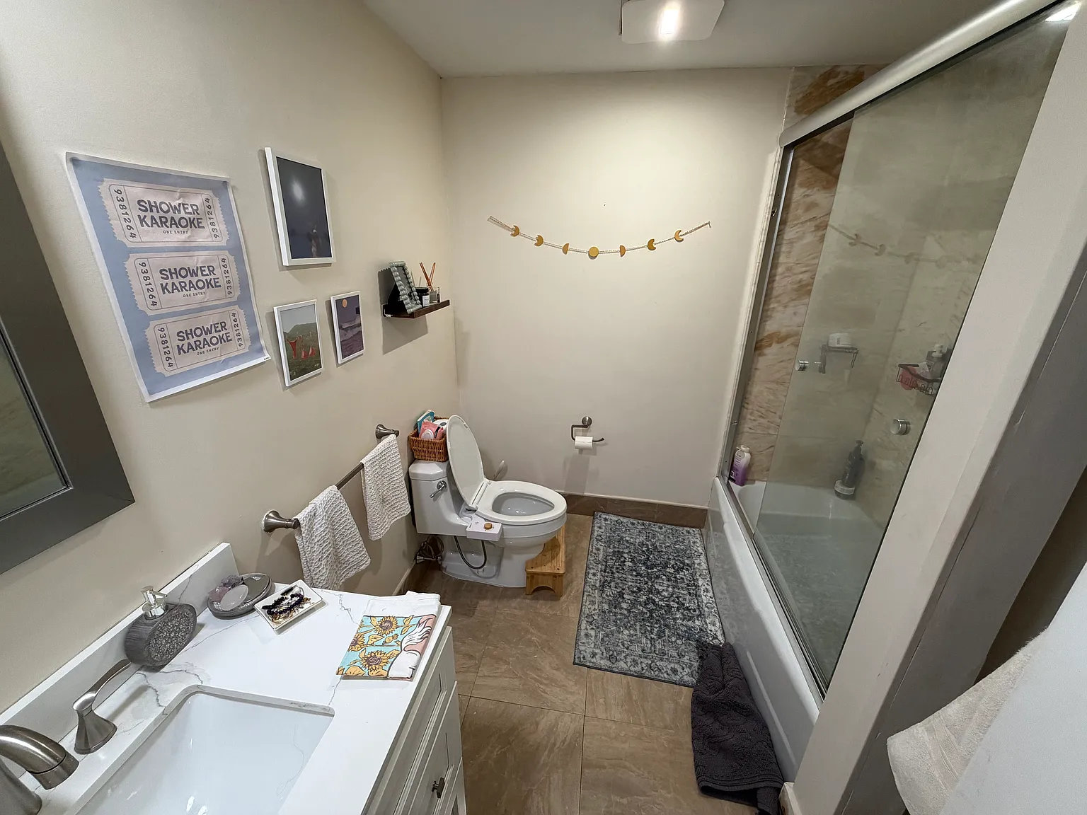 2 bed, 1302 sqft, $2,200 — Photo 3