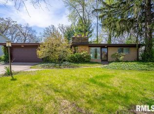 3010 W Westport Rd, Peoria, IL 61615