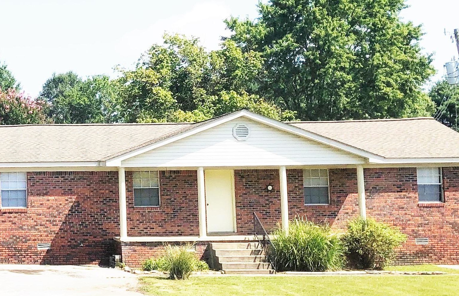 117 & 115 Parkburg Rd, Jackson, TN 38301 Zillow