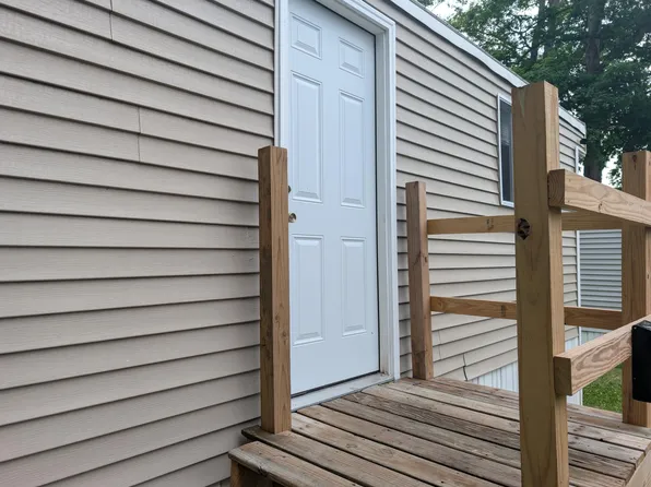 302 Mobile St, Springfield, OH 45503