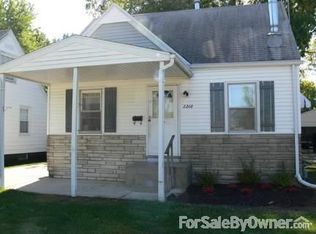 2208 E Keys Ave, Springfield, IL 62702