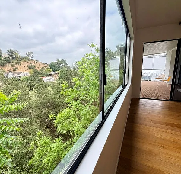 8743 Hollywood Hills Rd — Photo 3