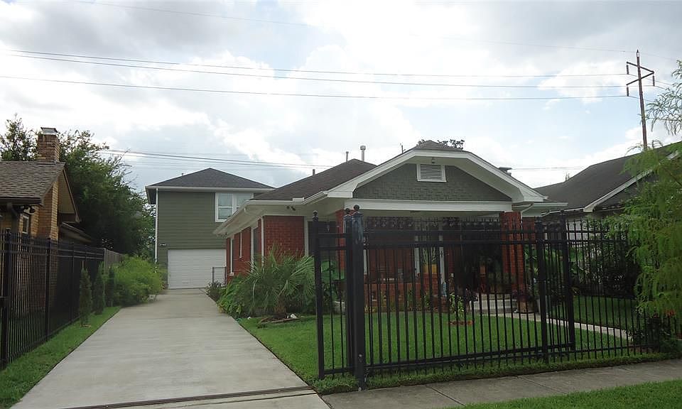 1st image of 2710 Rosewood St
