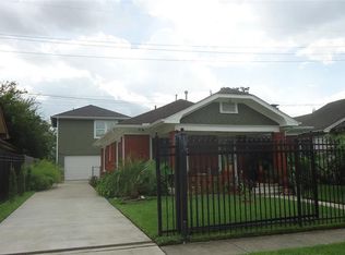 2710 Rosewood St, Houston, TX 77004