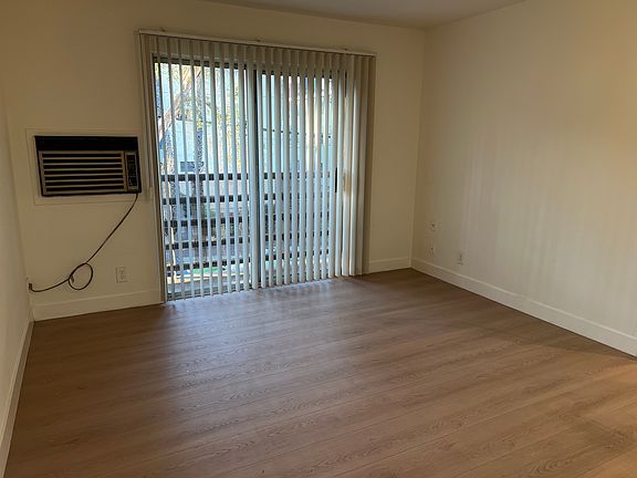4th image of 504 S Normandie Ave APT 103