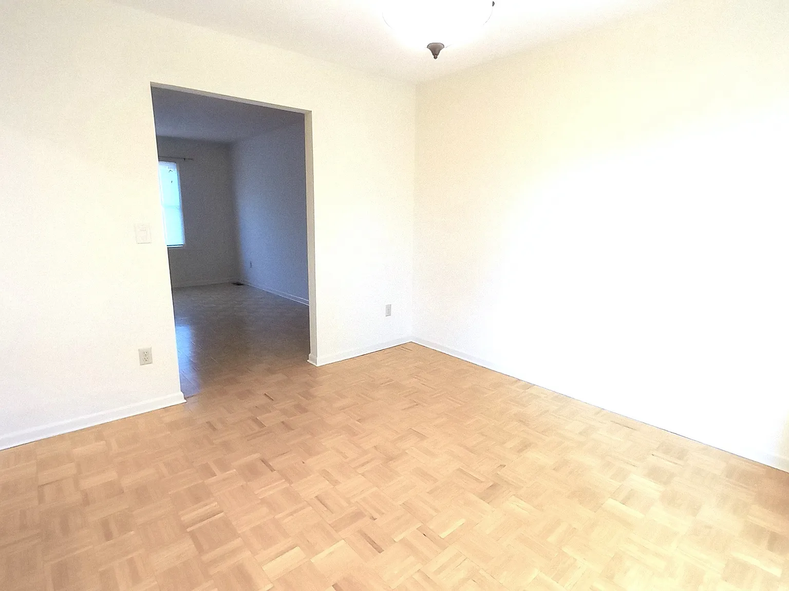 2 bed, 1.5 bath, 1200 sqft, $2,100 — Photo 3