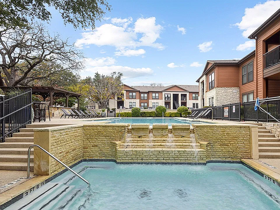 Saratoga Ridge Apartments Austin TX Two Pools
