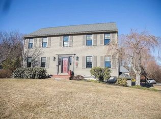 1 Harborlight Dr, Plymouth, MA 02360