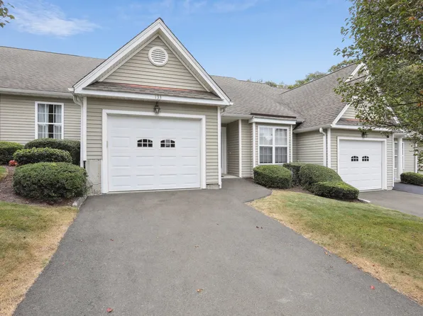 133 Louis Hill Road #133, Newtown, CT 06482