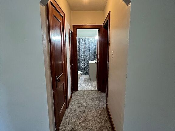 3rd image of 134 S Columbia Ave