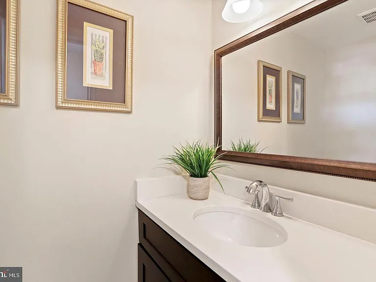6571 Snowbell Ln — Photo 4