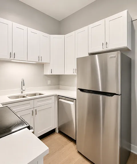 1101 W Granville Ave #101 — Photo 4