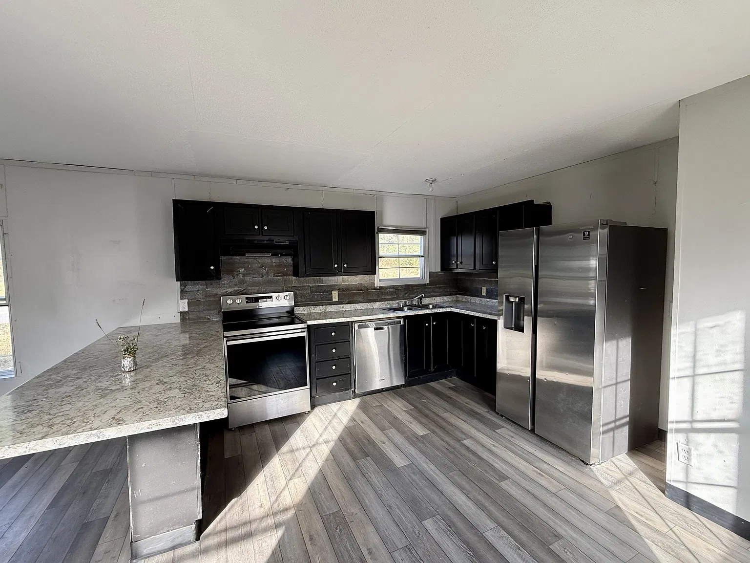 620 Grayton Road South - 1 — Photo 1