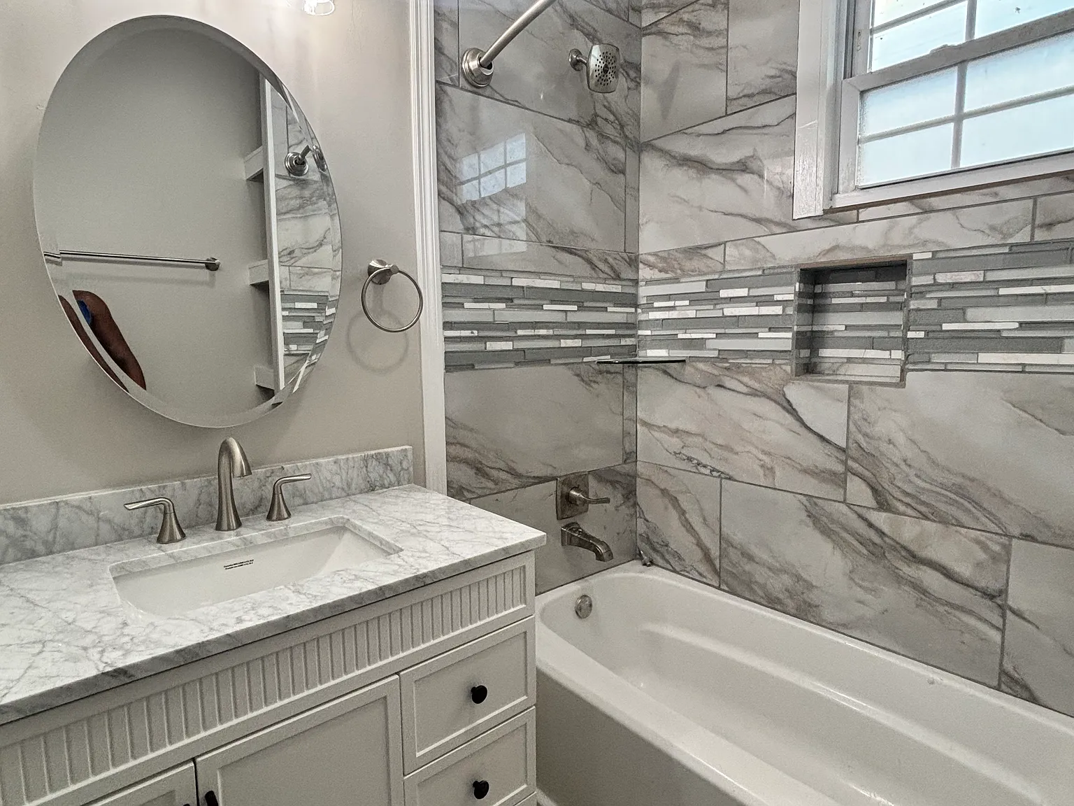 2 bed, 900 sqft, $1,518 — Photo 4
