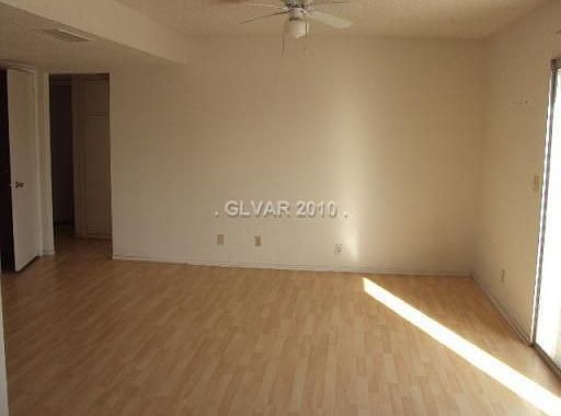 4th image of 4985 Mohave Ave