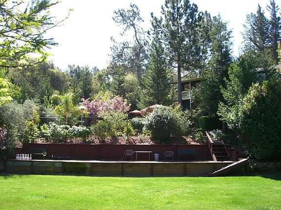 3rd image of 464 Vista Robles Dr