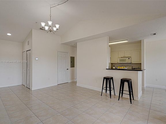2nd image of 21130 SW 87th Ave APT 303