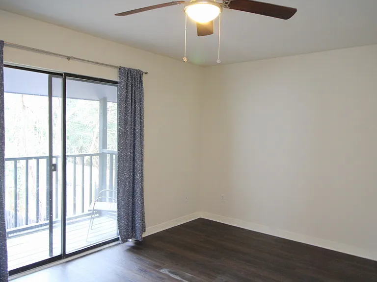 316 Teakwood Cir — Photo 8