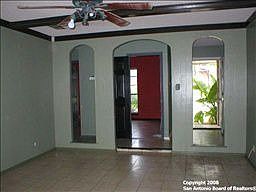 5th image of 2318 Marilyn Kay St
