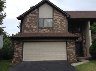 2158 Sandover Rd, Columbus, OH 43220