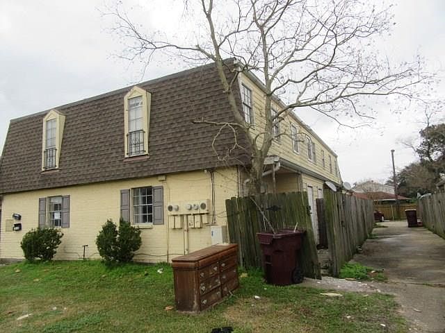 1st image of 3508 Martinique Ave
