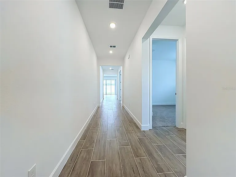 147 Waterstone Loop — Photo 3