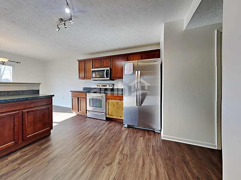 7797 Highbrook Dr — Photo 3